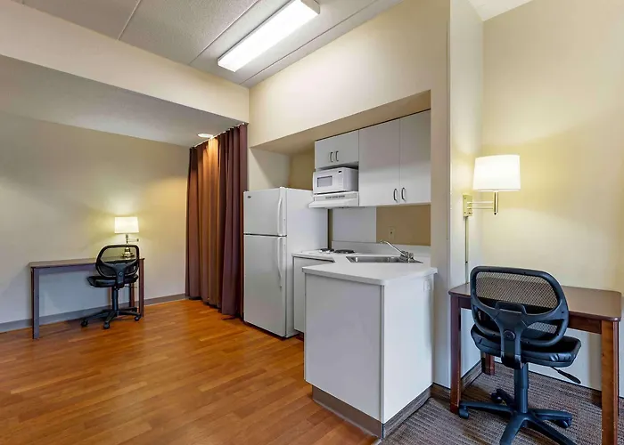 Extended America Select - Chicago - Darien Hotel
